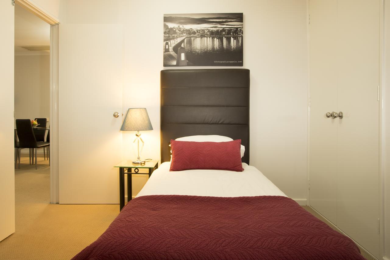 Regal Apartments Перт Экстерьер фото